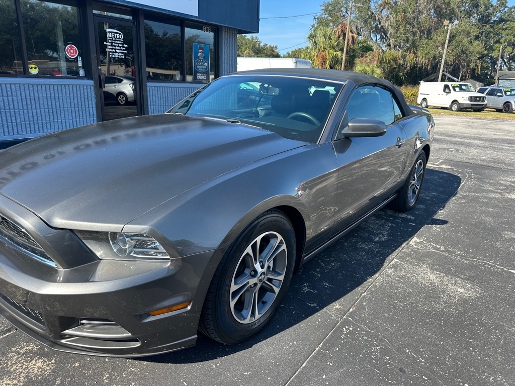 Ford Mustang 2dr Conv V6 2014