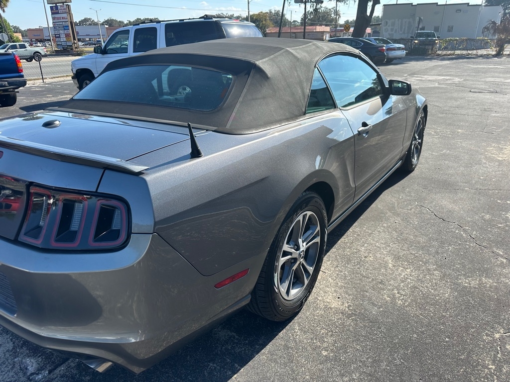 Ford Mustang 2dr Conv V6 2014