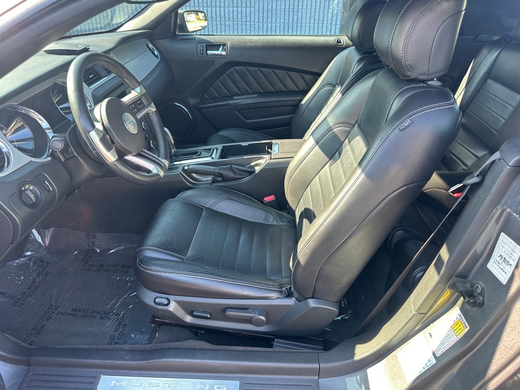 Ford Mustang 2dr Conv V6 2014