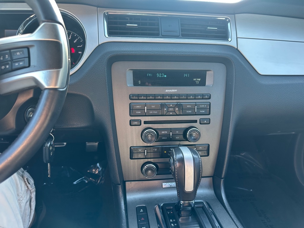 Ford Mustang 2dr Conv V6 2014