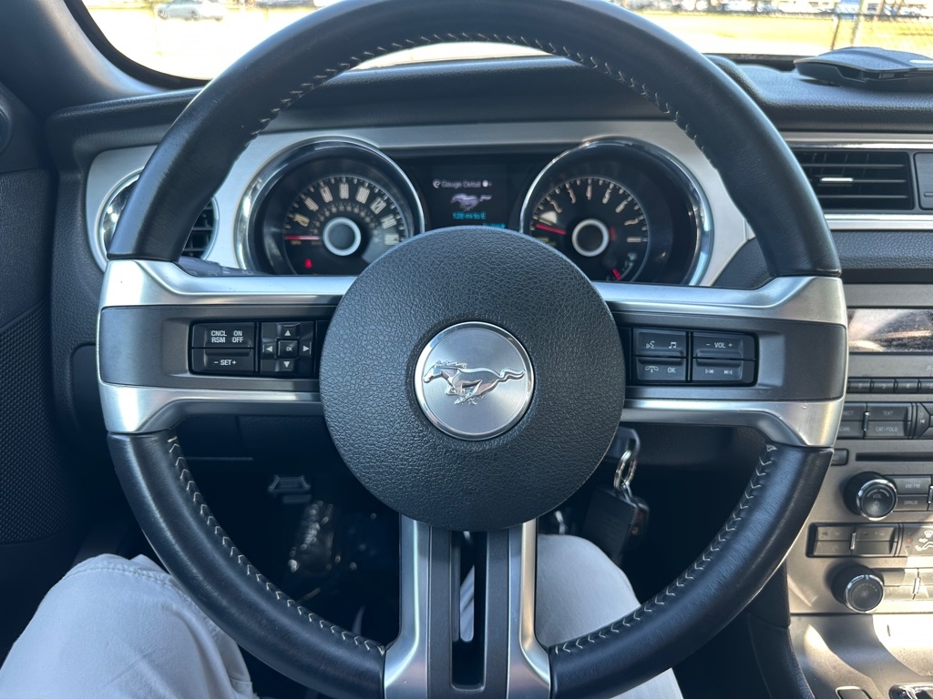 Ford Mustang 2dr Conv V6 2014