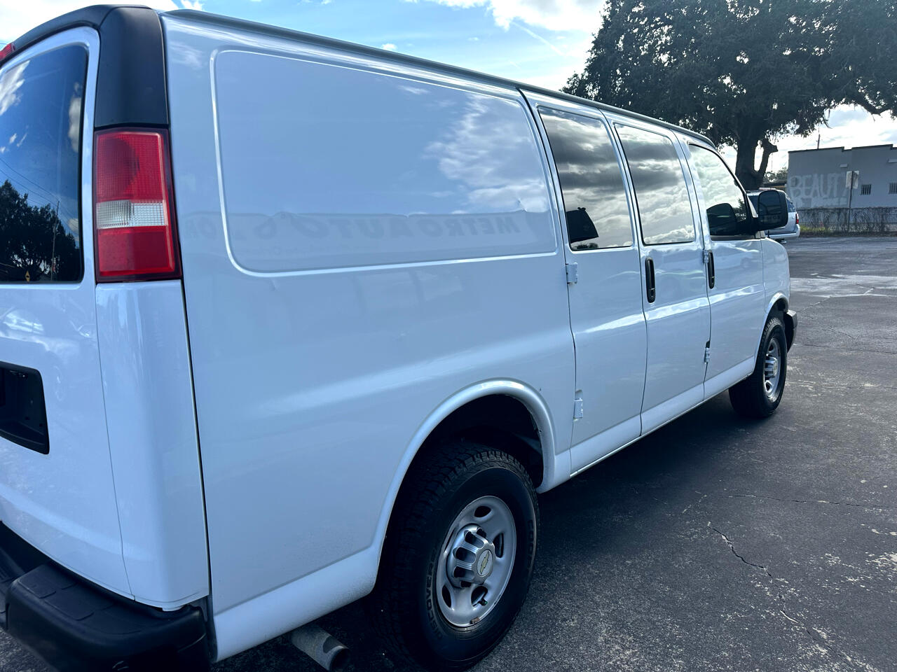 Chevrolet Express Cargo 2500 Cargo 2013