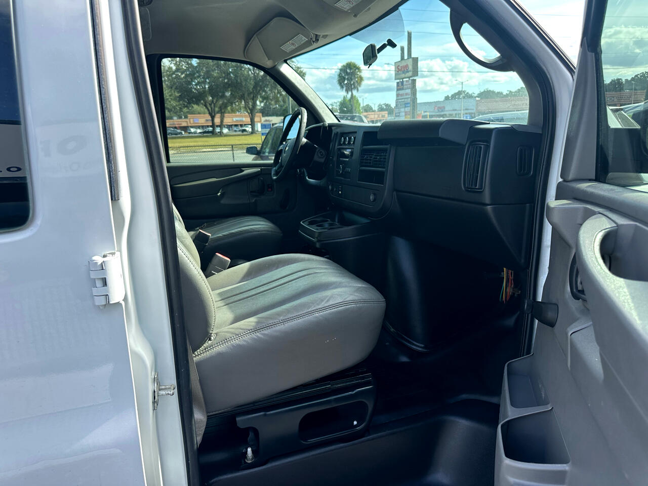Chevrolet Express Cargo 2500 Cargo 2013