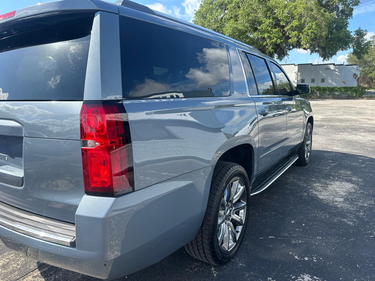 Chevrolet Suburban 2WD 4dr 1500 LTZ 2016