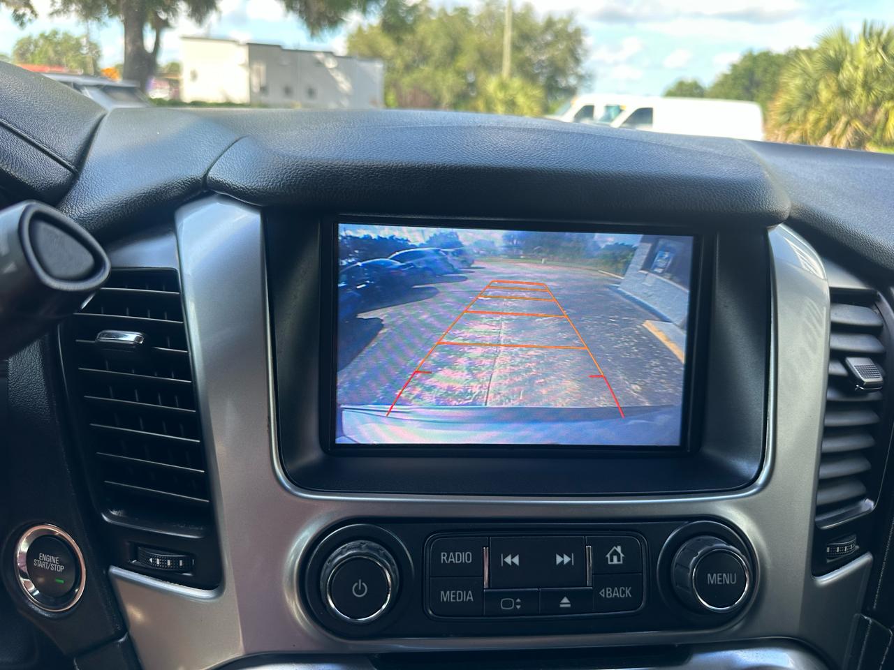 Chevrolet Suburban 2WD 4dr 1500 LTZ 2016
