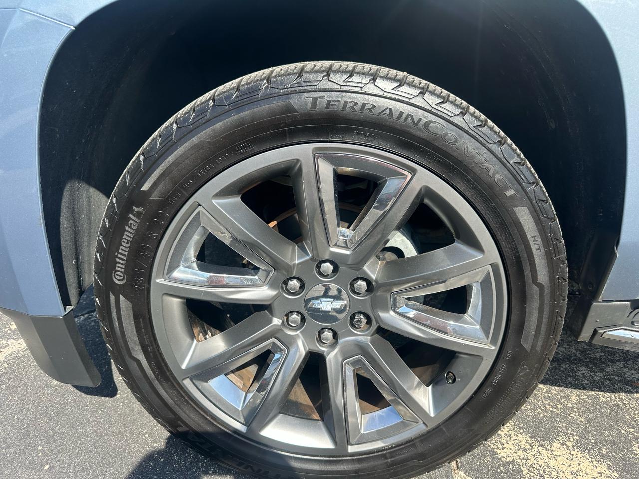 Chevrolet Suburban 2WD 4dr 1500 LTZ 2016