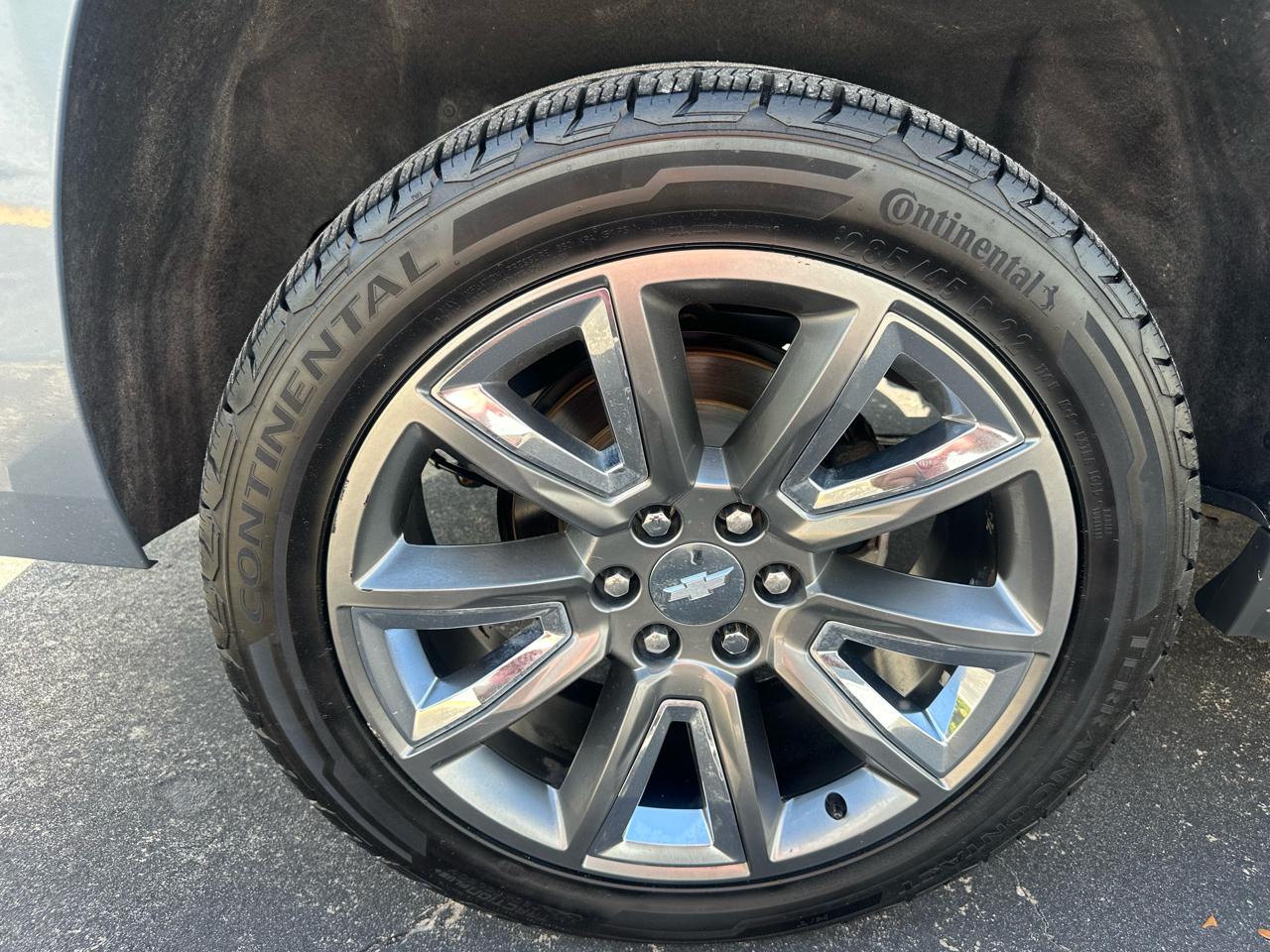 Chevrolet Suburban 2WD 4dr 1500 LTZ 2016