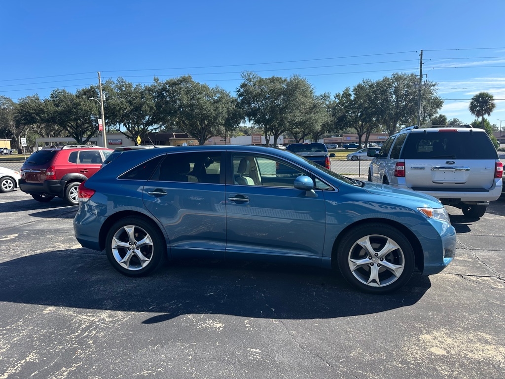 Toyota Venza 4dr Wgn V6 AWD (Natl) 2009