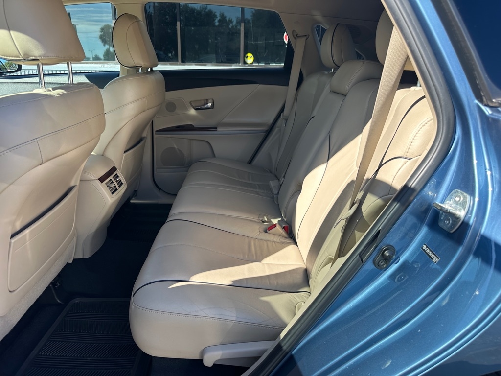 Toyota Venza 4dr Wgn V6 AWD (Natl) 2009