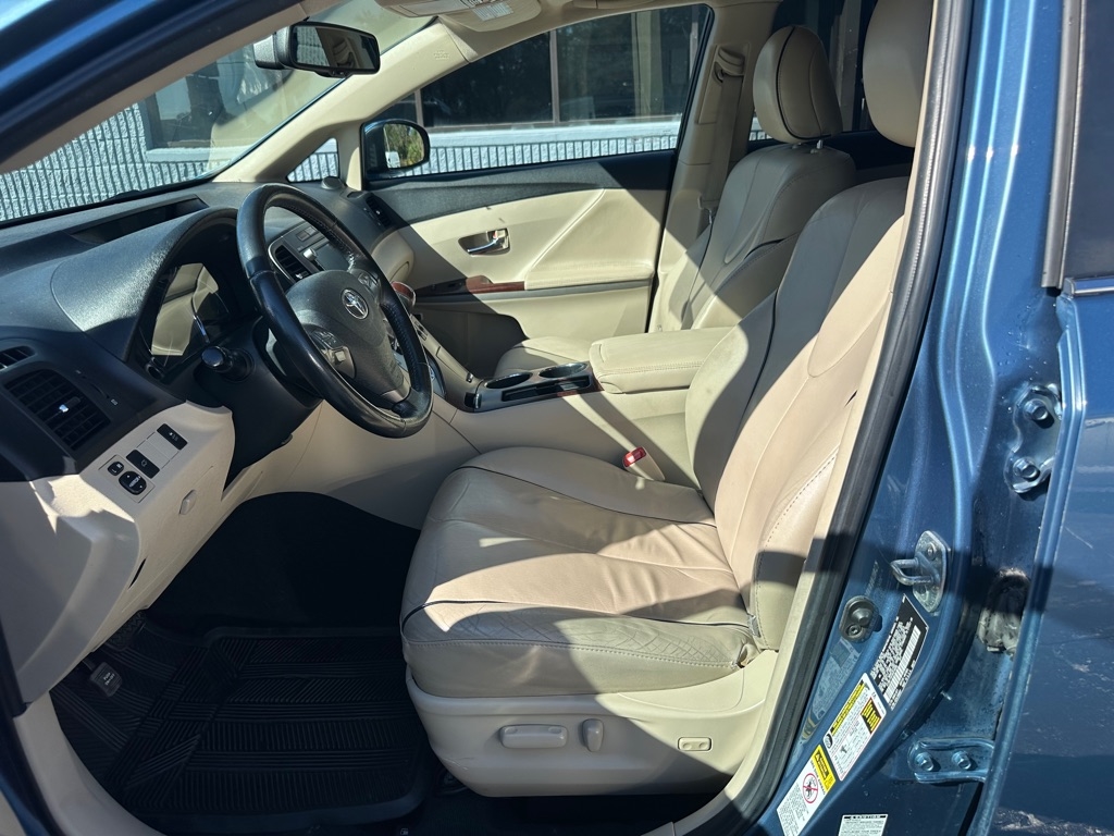 Toyota Venza 4dr Wgn V6 AWD (Natl) 2009