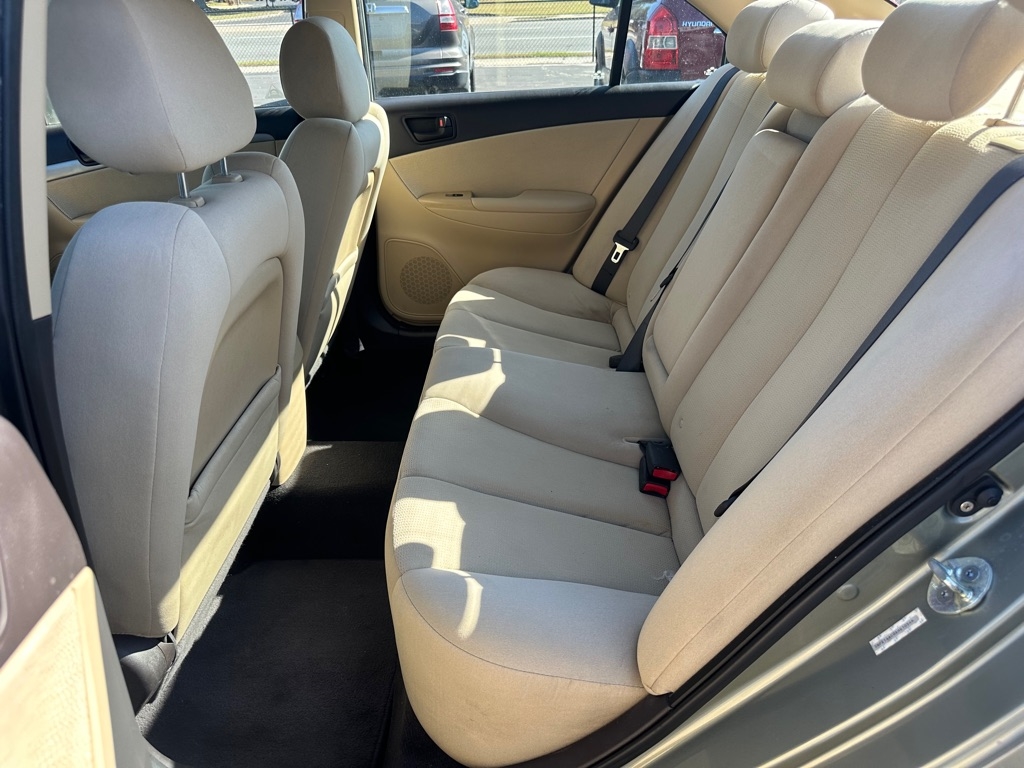 Hyundai Sonata 4dr Sdn I4 Auto GLS 2010