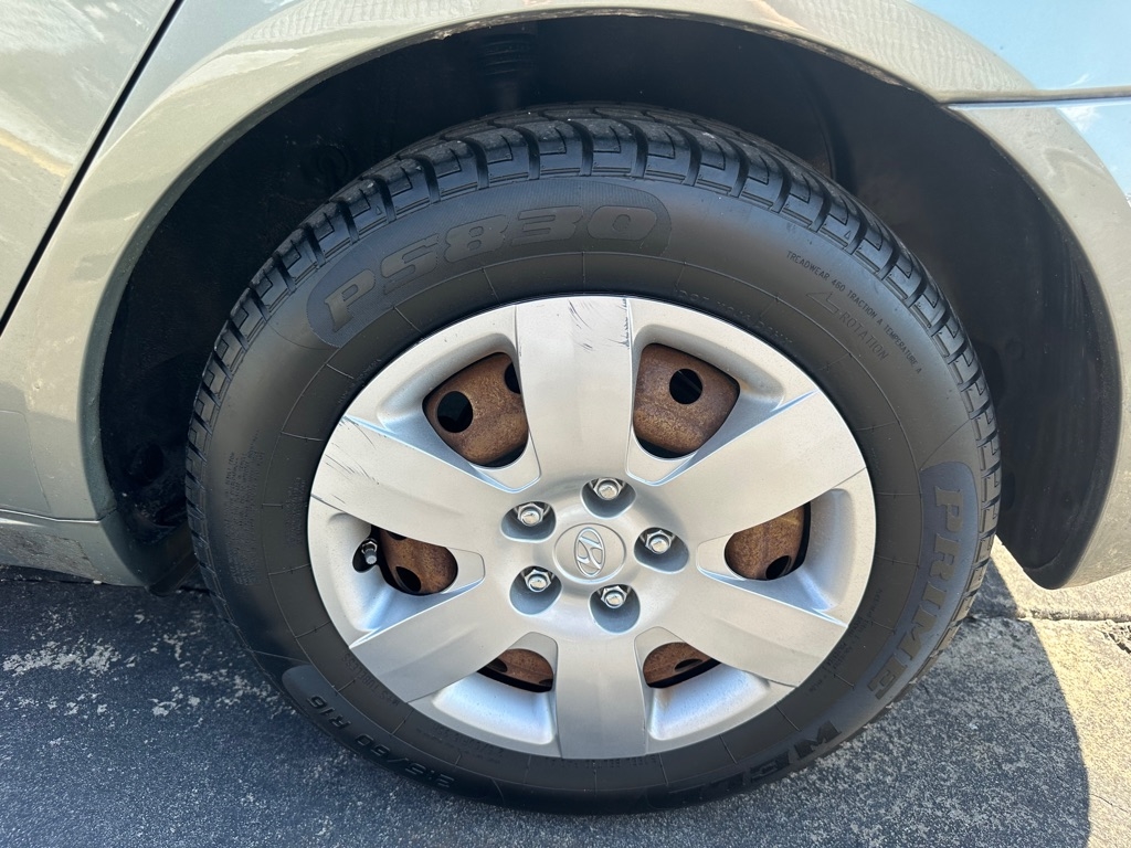 Hyundai Sonata 4dr Sdn I4 Auto GLS 2010