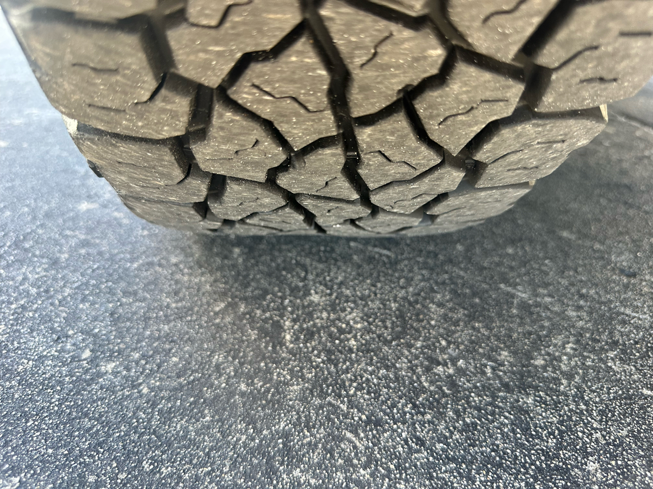 Chevrolet Express Cargo Van 2500 135" WB RWD 2017