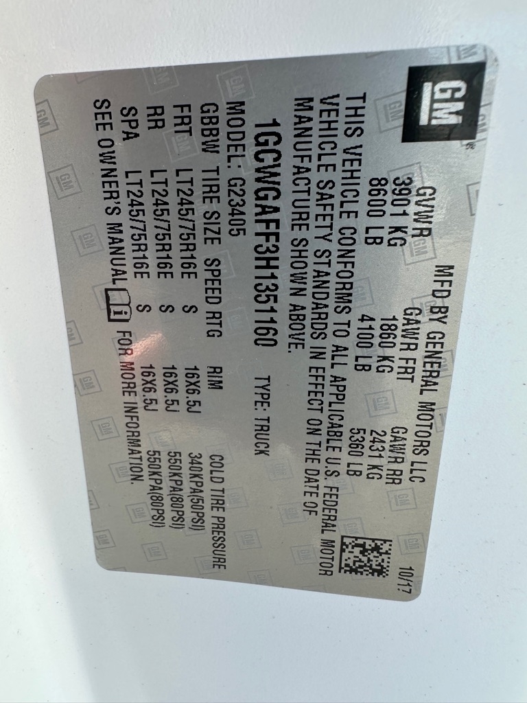 Chevrolet Express Cargo Van 2500 135" WB RWD 2017