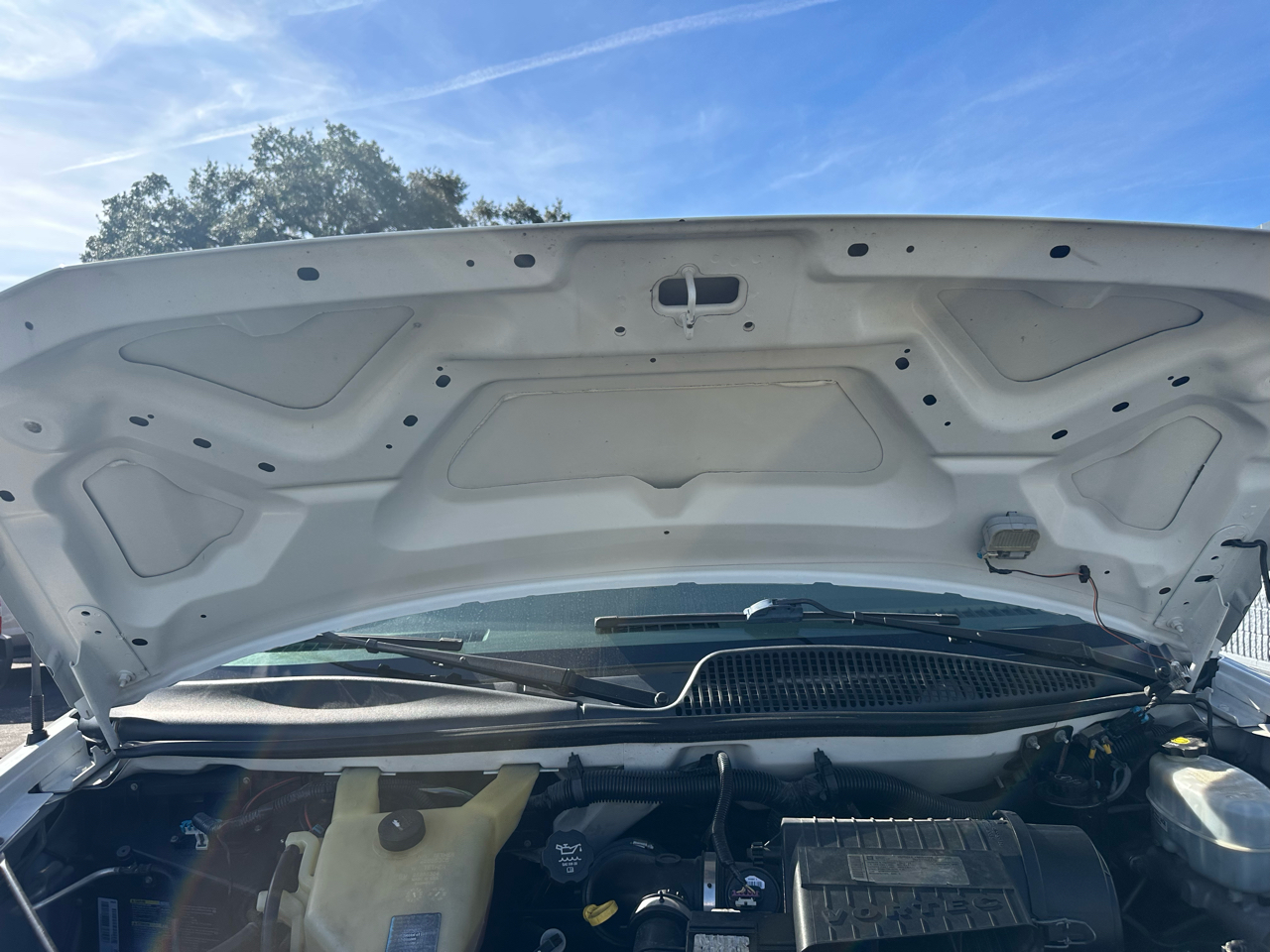 Chevrolet Express Passenger 3500 135" WB RWD 2011