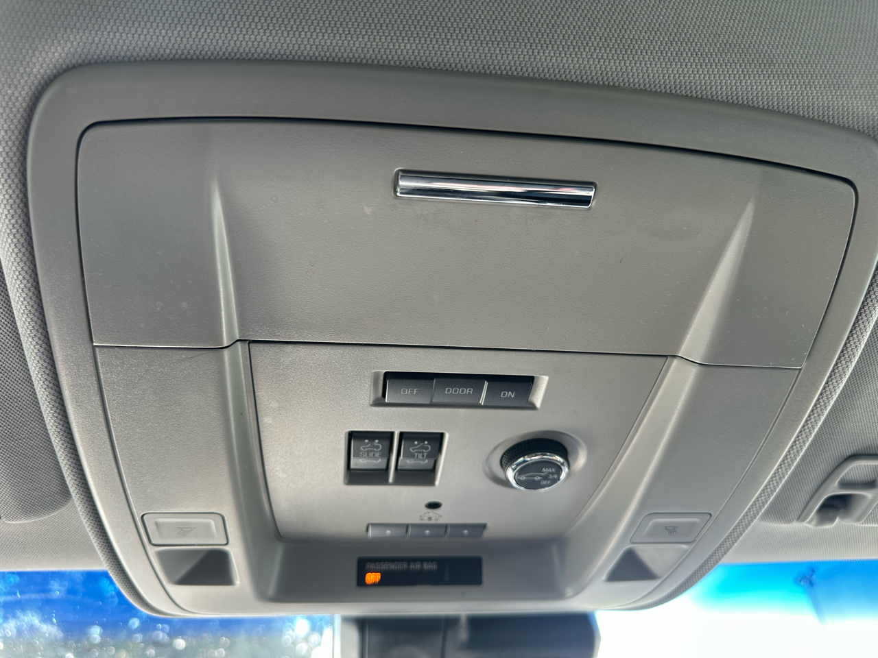 GMC Yukon XL 2WD 4dr Denali 2015