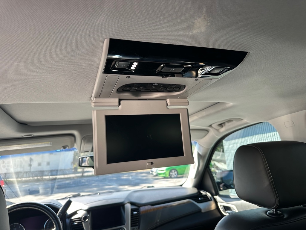 GMC Yukon XL 2WD 4dr Denali 2015