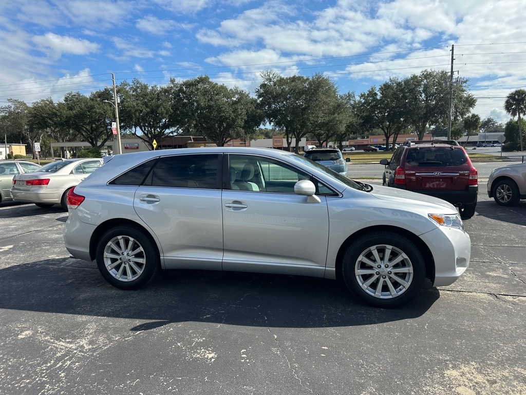 Toyota Venza 4dr Wgn I4 FWD (Natl) 2009