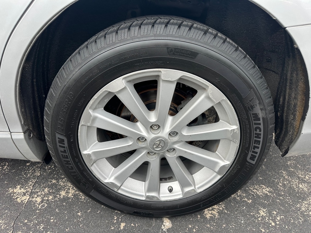 Toyota Venza 4dr Wgn I4 FWD (Natl) 2009