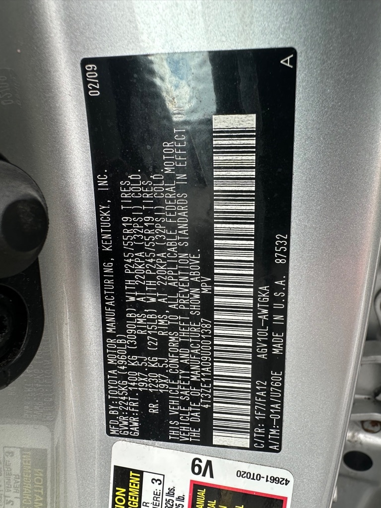 Toyota Venza 4dr Wgn I4 FWD (Natl) 2009