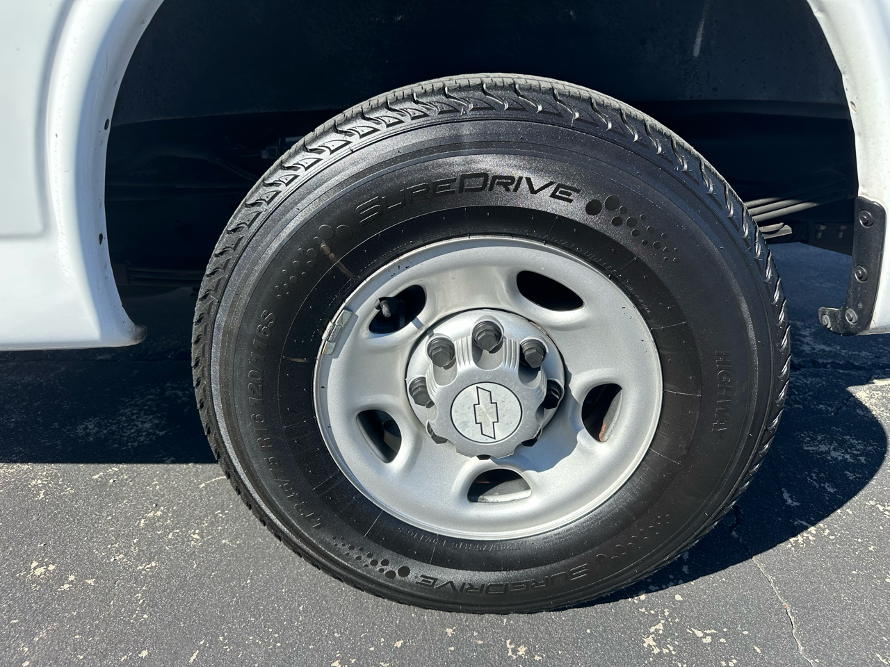 Chevrolet Express Cargo Van 2500 135" WB RWD 2018