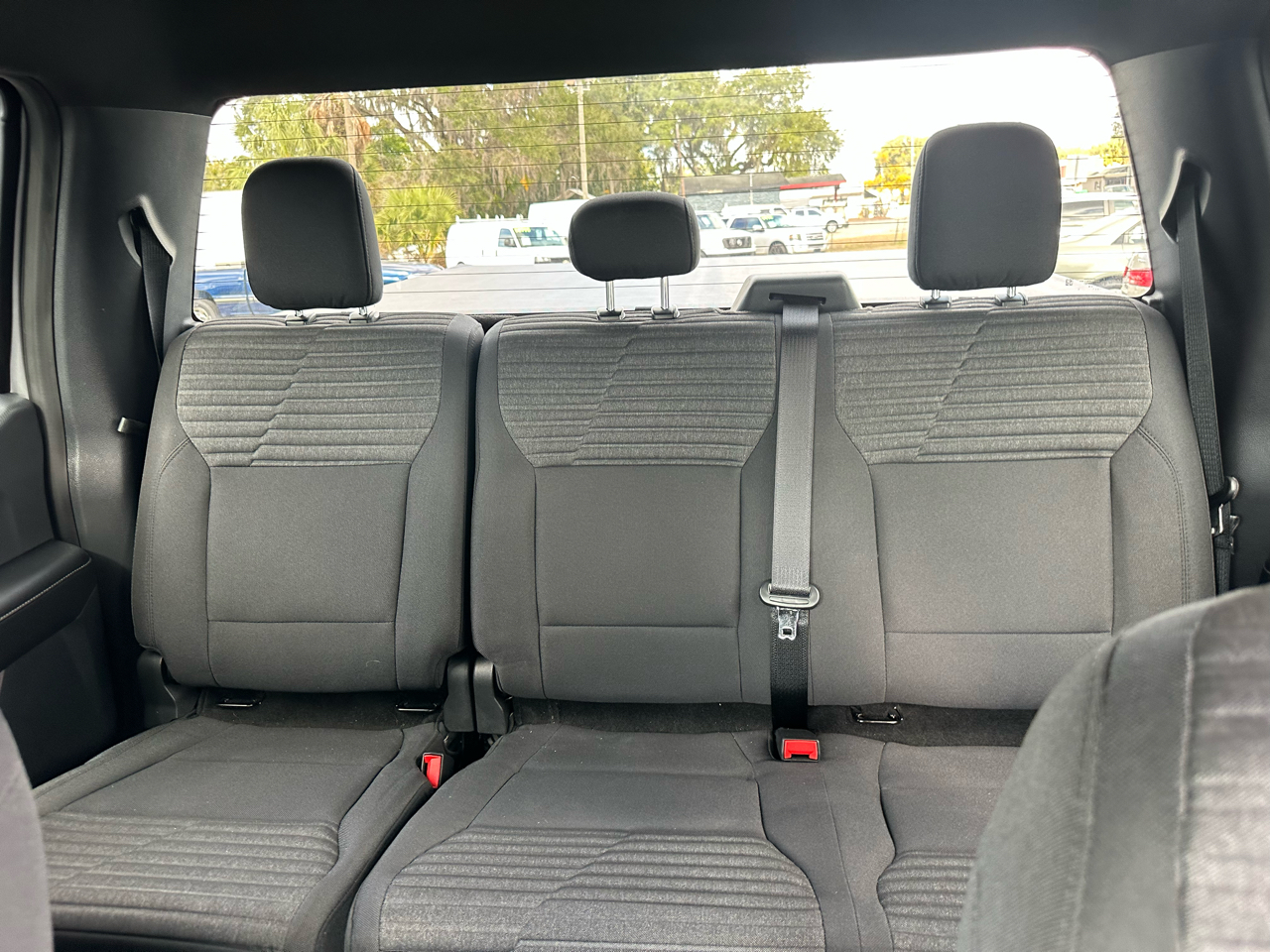 Ford F-150 XL 2WD SuperCrew 5.5' Box 2023