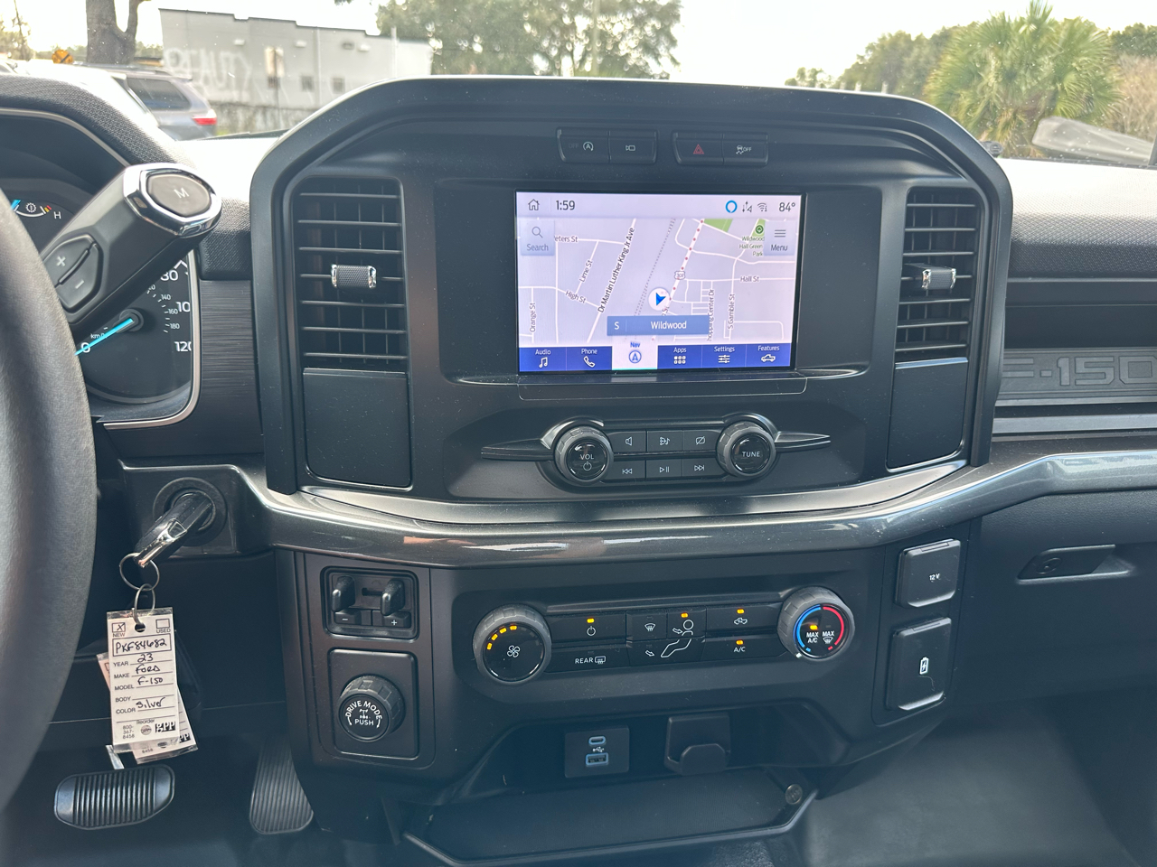 Ford F-150 XL 2WD SuperCrew 5.5' Box 2023