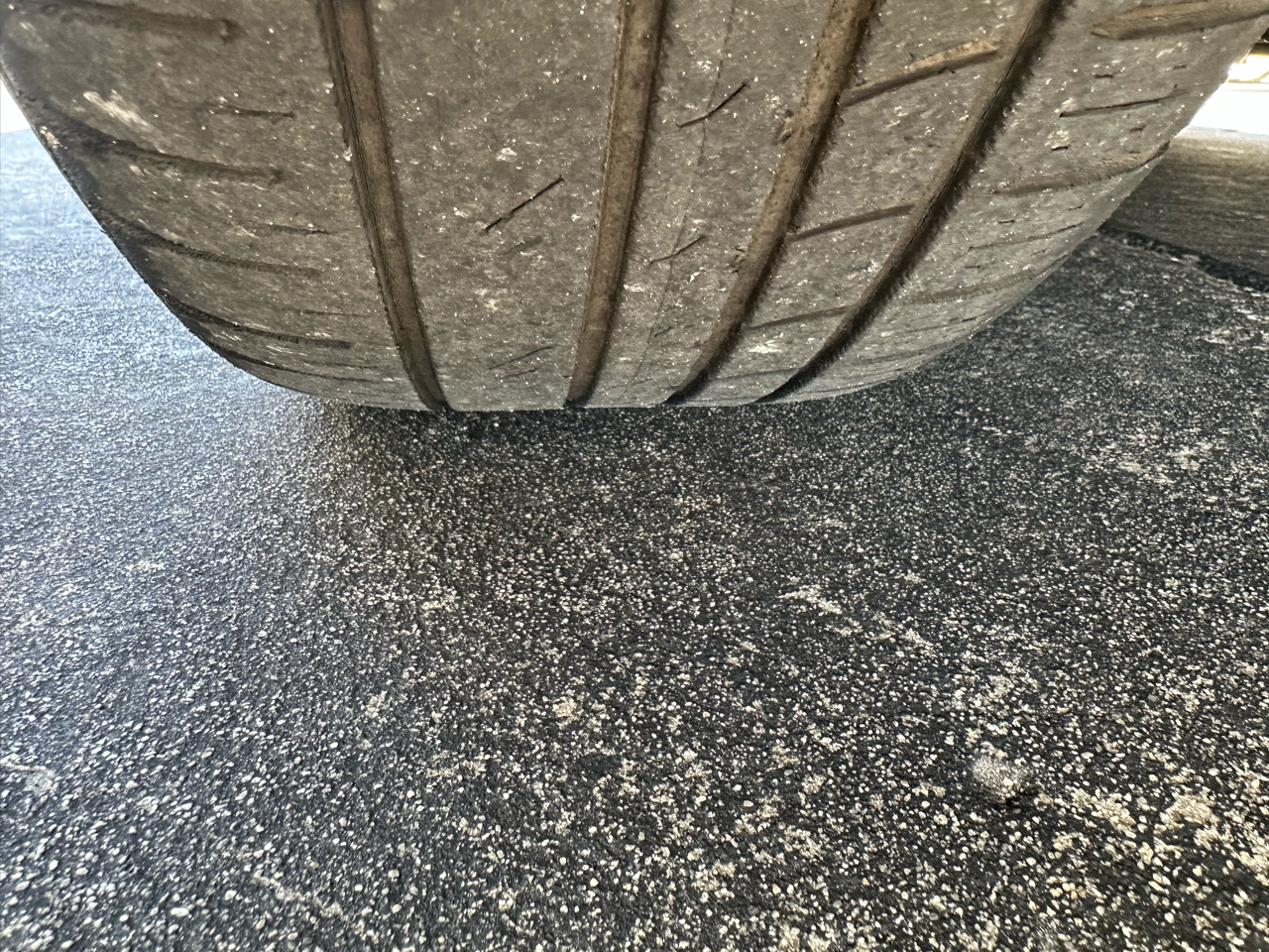 Toyota Camry 4dr Sdn I4 Auto XLE (Natl) 2010