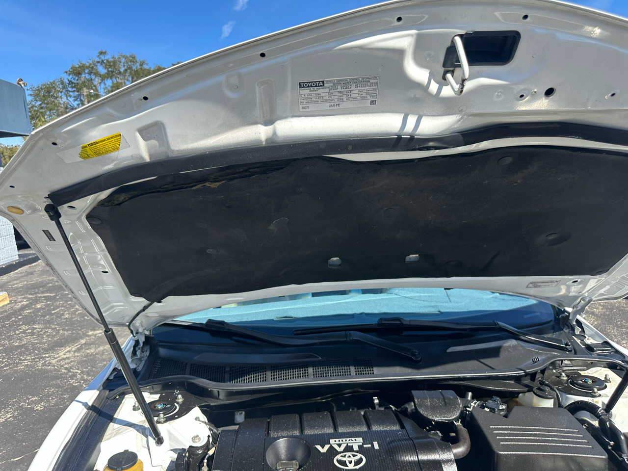 Toyota Camry 4dr Sdn I4 Auto XLE (Natl) 2010