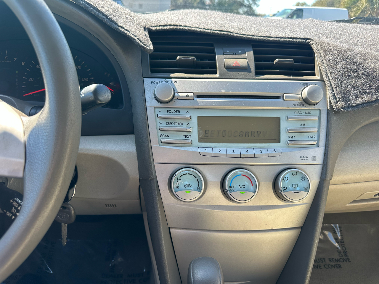 Toyota Camry 4dr Sdn I4 Auto LE (Natl) 2009