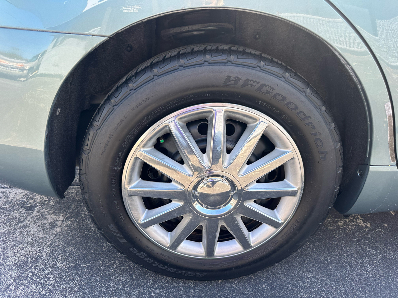 Toyota Camry 4dr Sdn I4 Auto LE (Natl) 2009