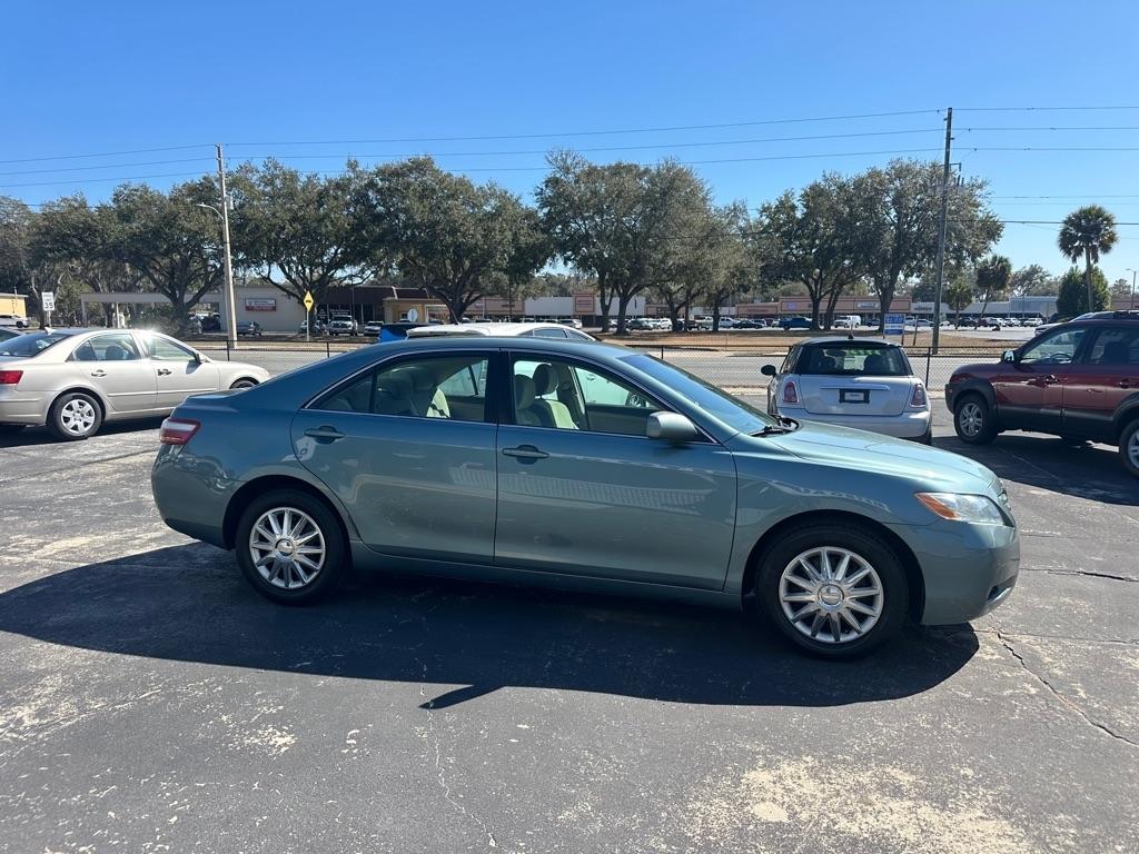 Toyota Camry 4dr Sdn I4 Auto LE (Natl) 2009