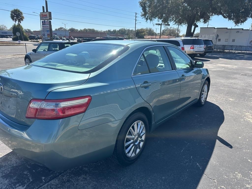 Toyota Camry 4dr Sdn I4 Auto LE (Natl) 2009