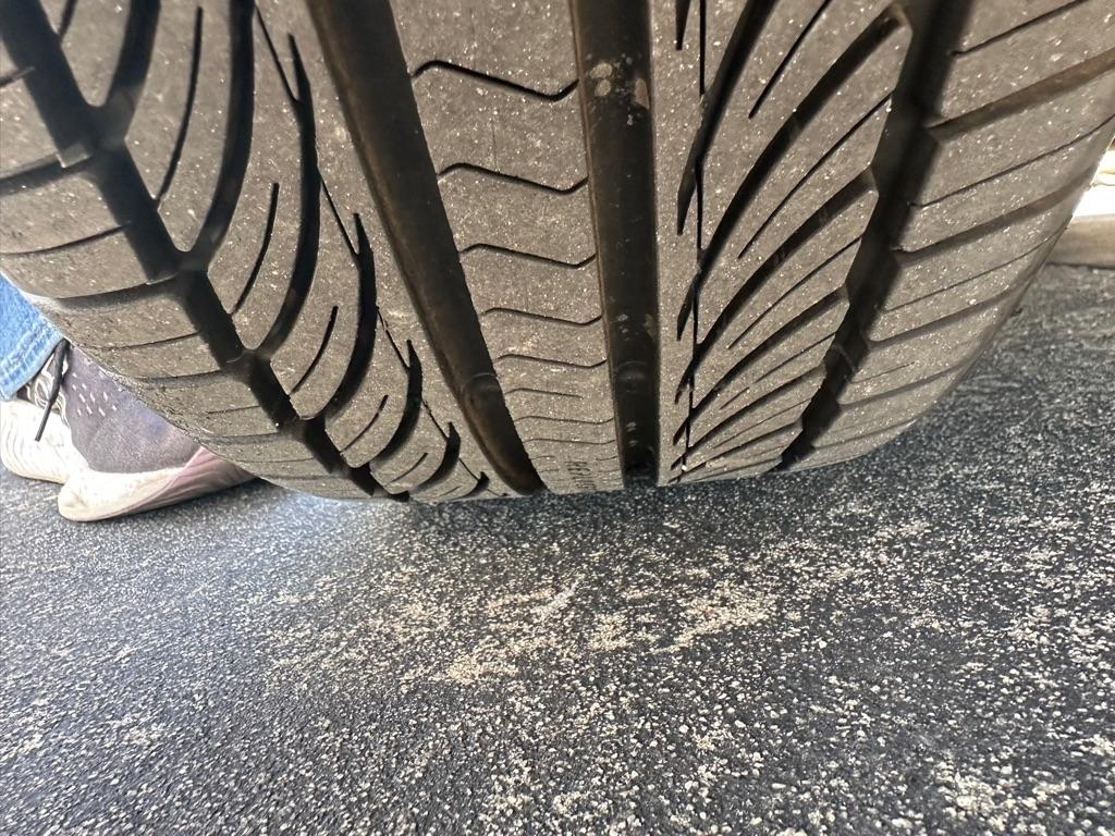 Toyota Camry 4dr Sdn I4 Auto LE (Natl) 2009