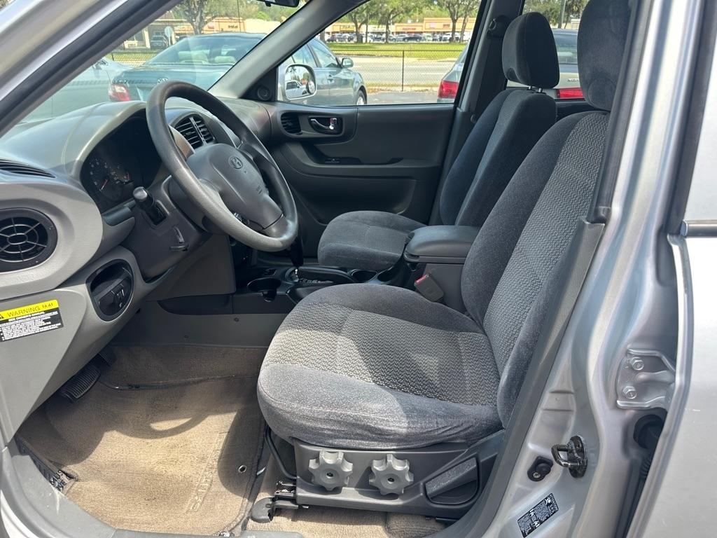 Hyundai Santa Fe 4dr 2WD Auto 2.4L I4 2004