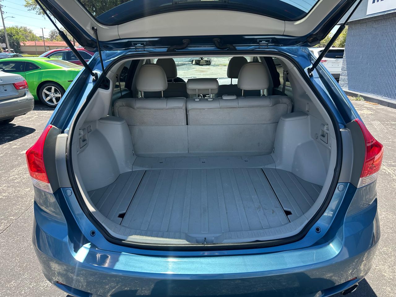 Toyota Venza 4dr Wgn I4 FWD (Natl) 2010