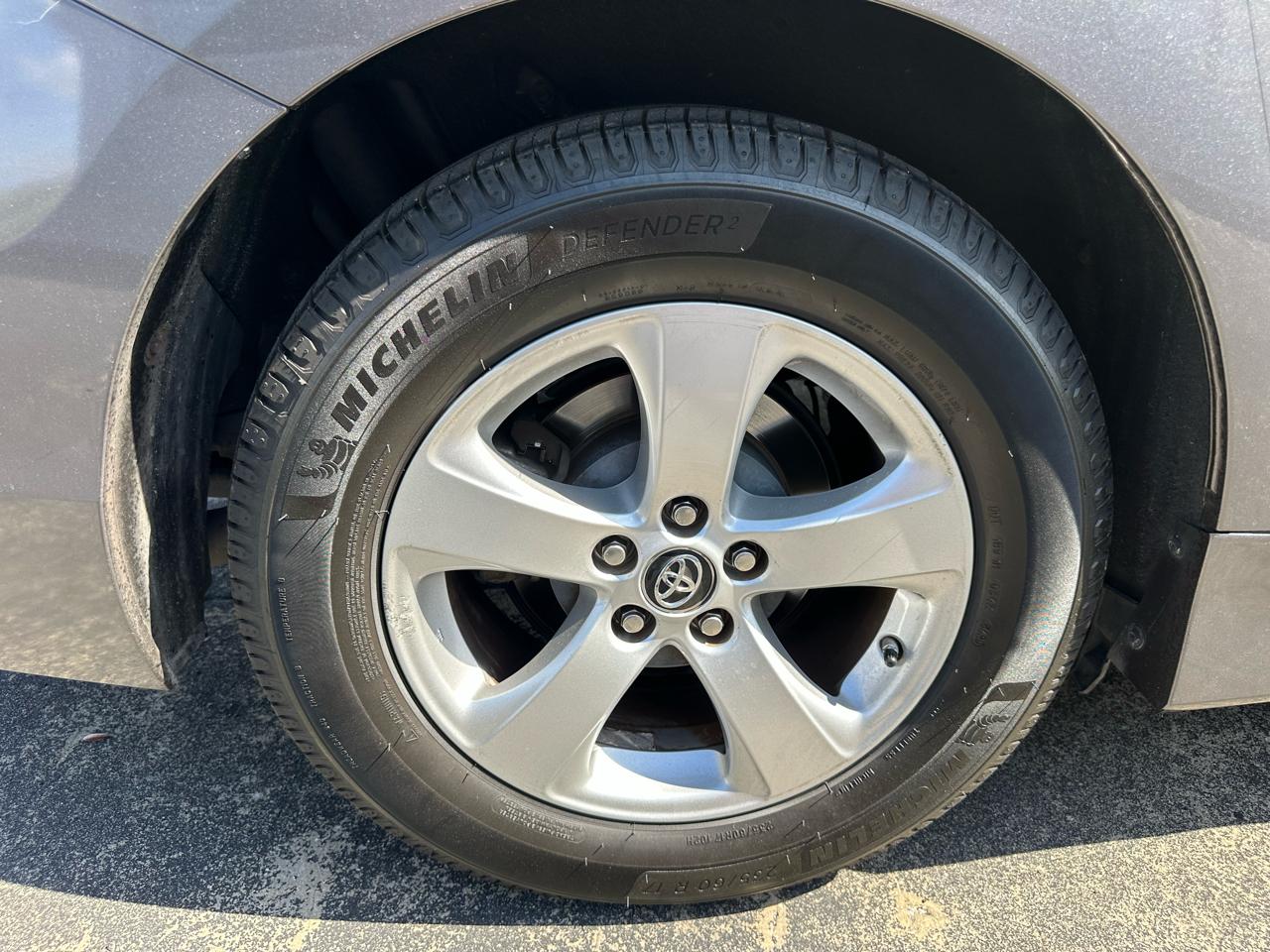 Toyota Sienna LE 8-Passenger Seating 2018