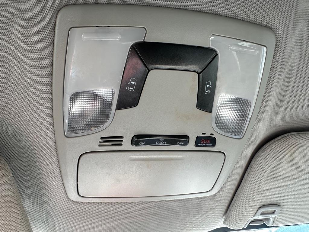 Toyota Sienna LE 8-Passenger Seating 2018