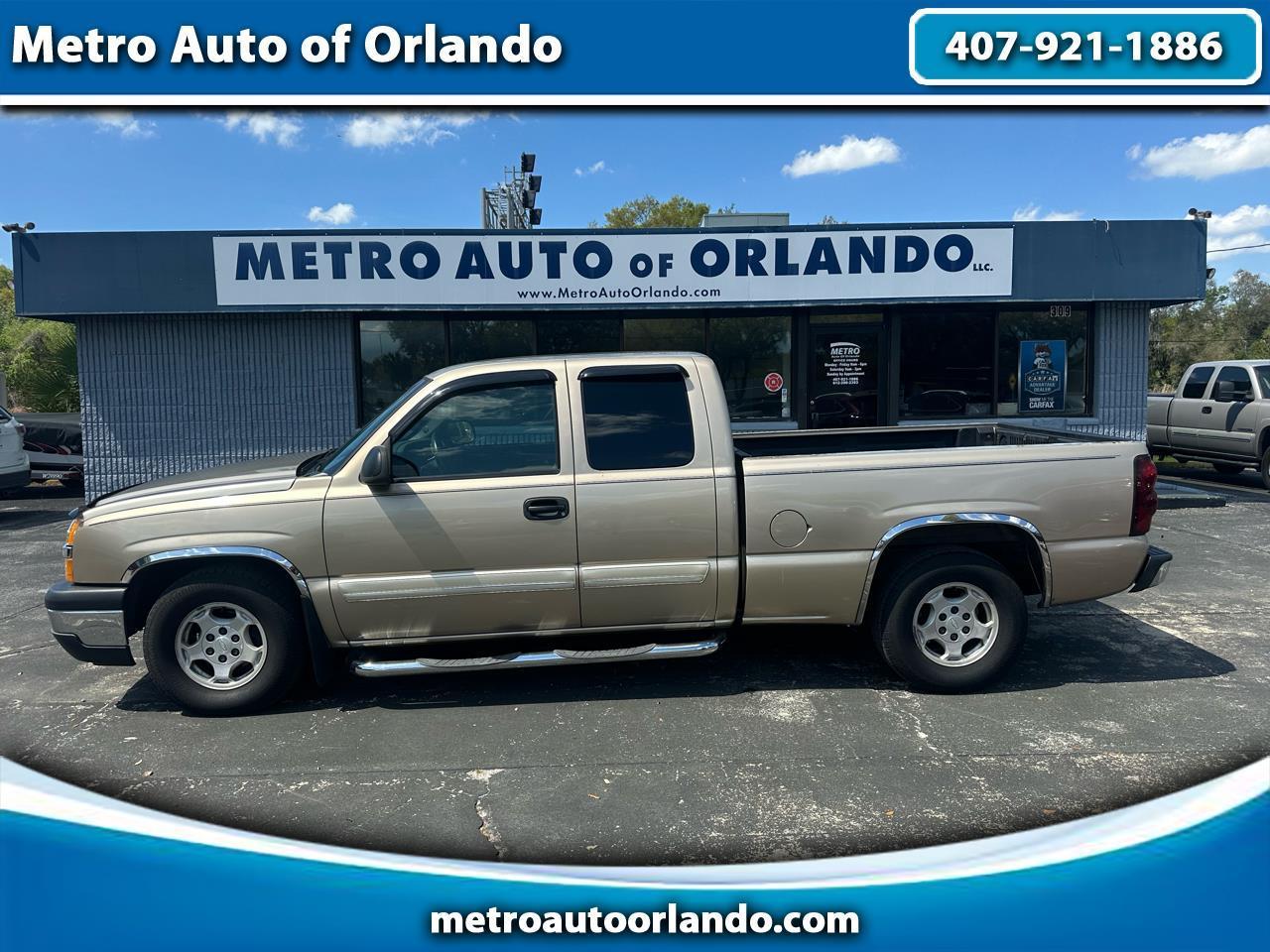 2004 Chevrolet Silverado 1500 Ext Cab 143.5" WB LS