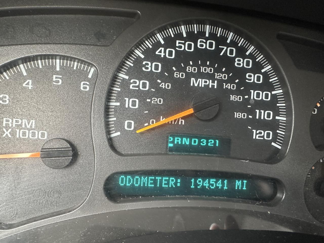 Chevrolet Silverado 2500HD Ext Cab 143.5" WB 4WD LS 2004