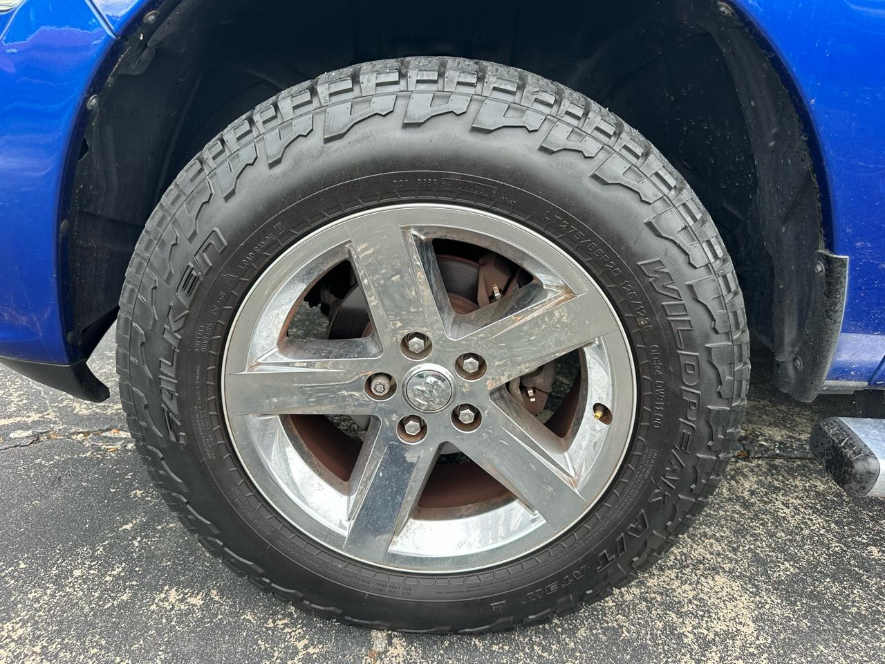 RAM 1500 4WD Crew Cab 140.5" Tradesman 2014