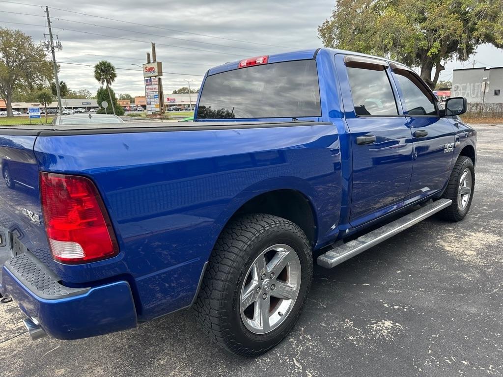 RAM 1500 4WD Crew Cab 140.5" Tradesman 2014