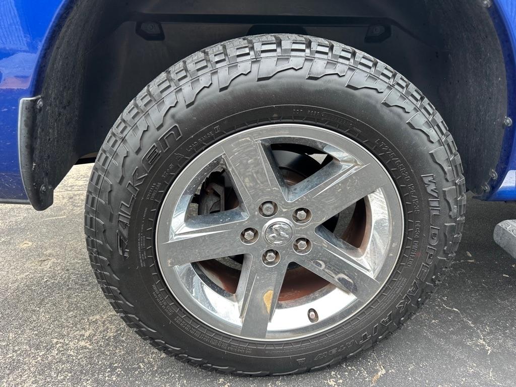 RAM 1500 4WD Crew Cab 140.5" Tradesman 2014