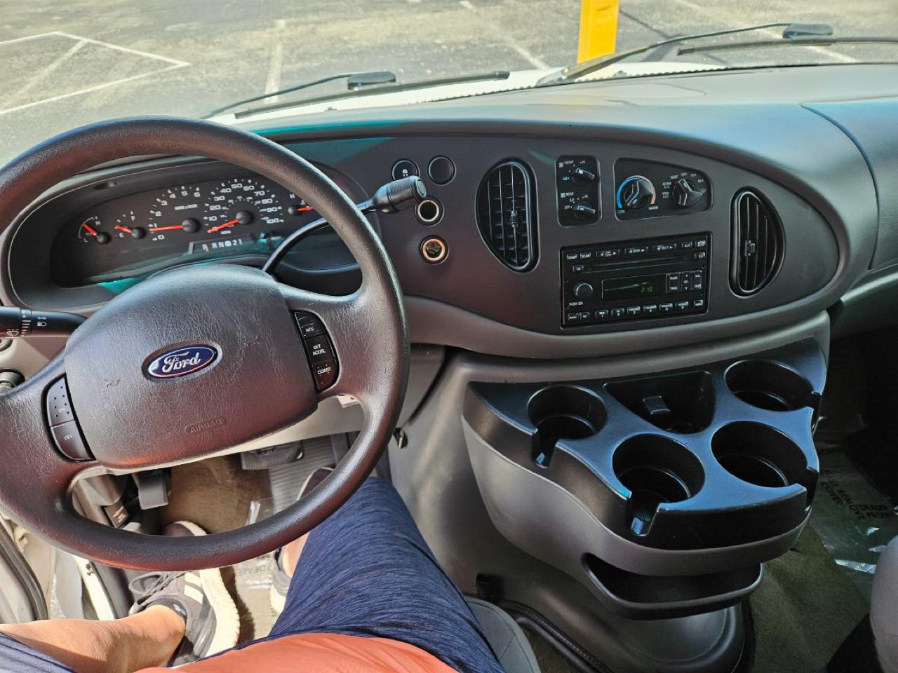 Ford Econoline  2008