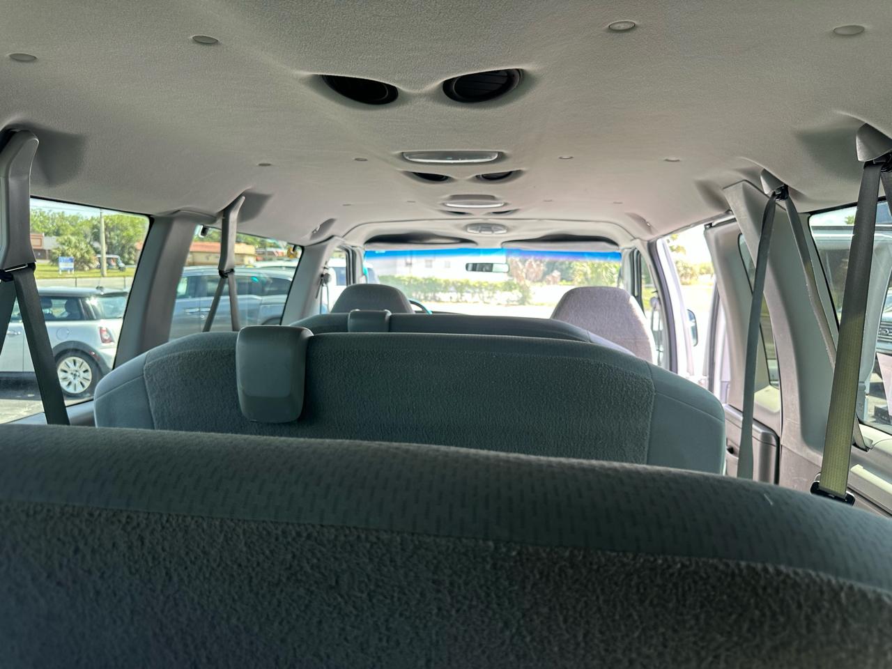 Ford Econoline E-350 XLT Super Duty Extended 2008