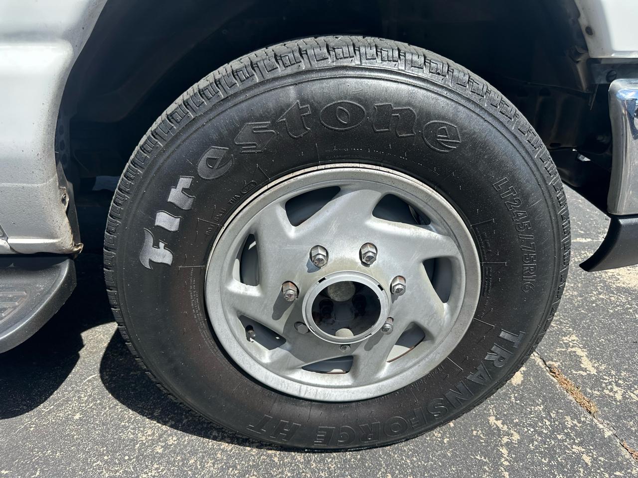 Ford Econoline E-350 XLT Super Duty Extended 2008