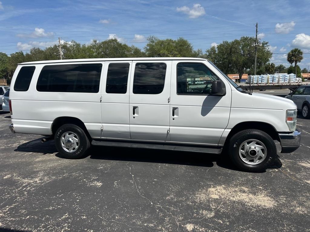 Ford Econoline E-350 XLT Super Duty Extended 2008