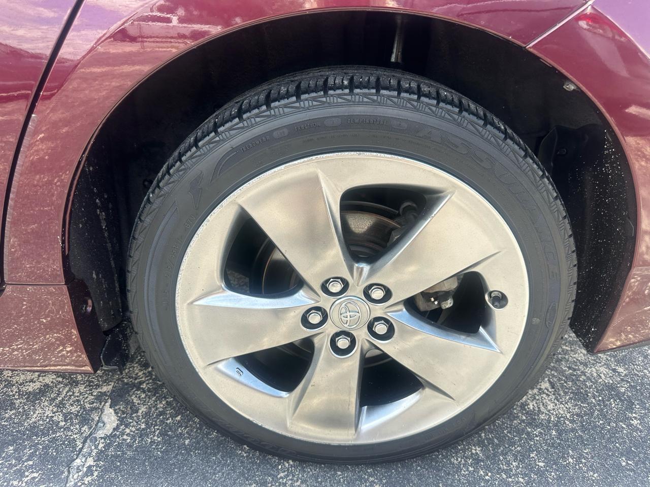 Toyota Prius 5dr HB Persona (Natl) 2013