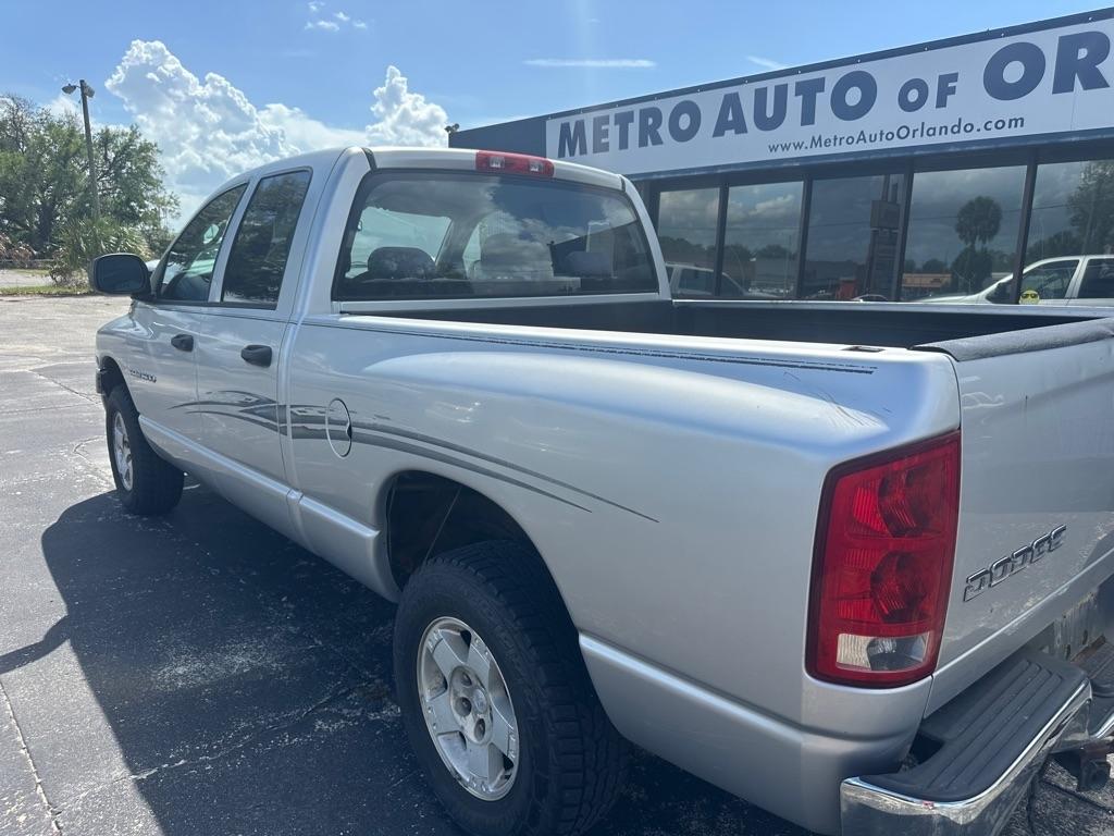 Dodge Ram 1500 4dr Quad Cab 140.5" WB 4WD SLT 2004