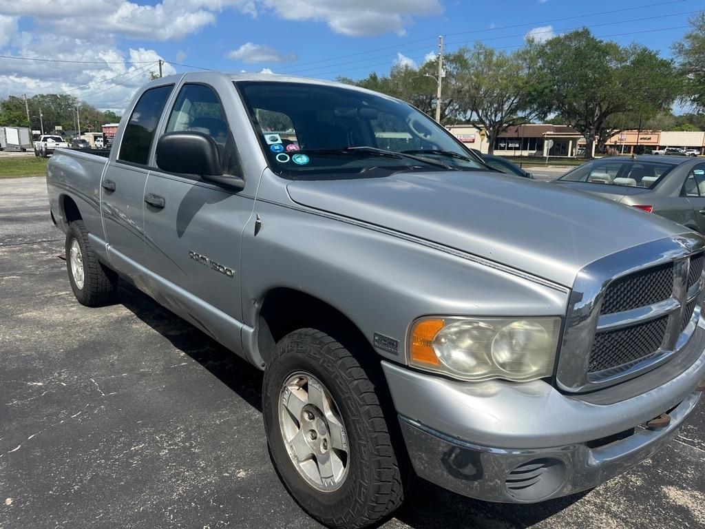 Dodge Ram 1500 4dr Quad Cab 140.5" WB 4WD SLT 2004